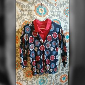 ✨NWOT✨Red white and blue floral cardigan